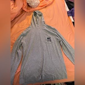 Vineyard vines shirt with hood